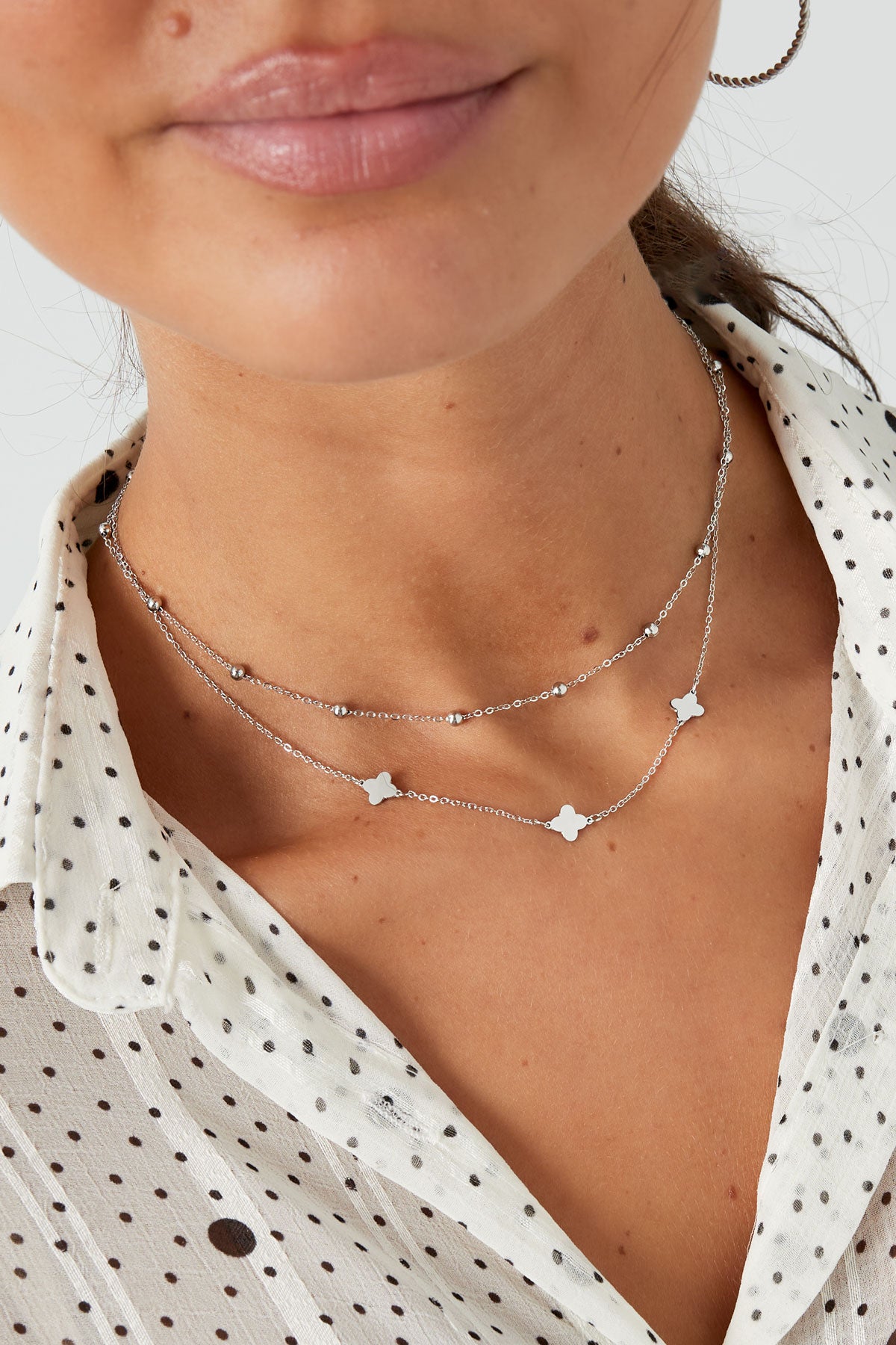 Ketten - Elegante Lange Halskette mit Herzanhängern für Deinen Glamourösen Auftritt) - KY - 110 - herz - Beau Soleil Jewelry